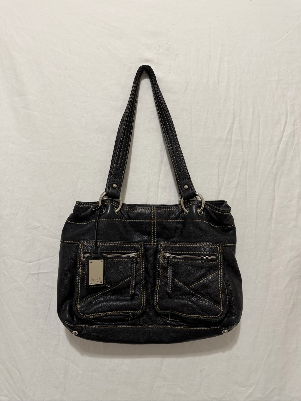 Vintage Tignanello Black Shoulder Bag 100% Leather Silver Hardware Bag Charm